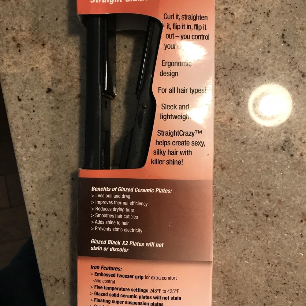 Ceramic flat iron - Picture 3 of 4